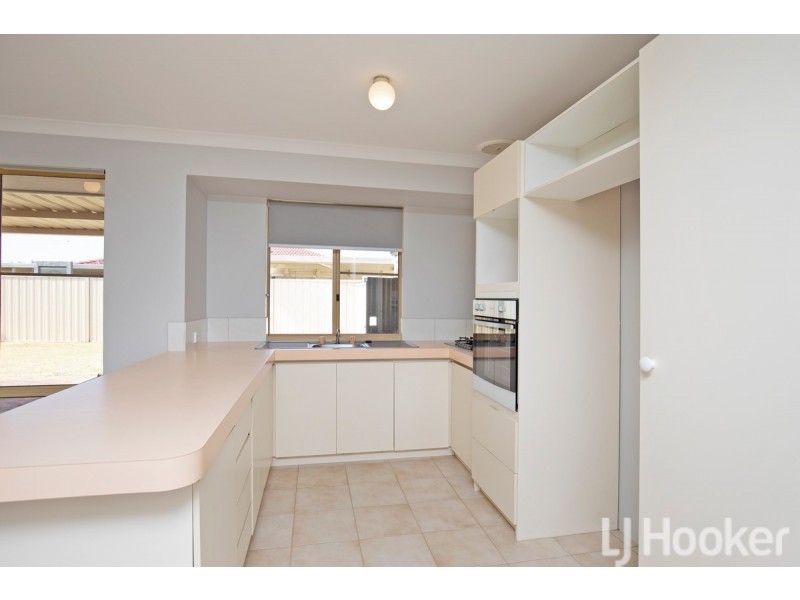 15 Wardell Loop, Dudley Park WA 6210