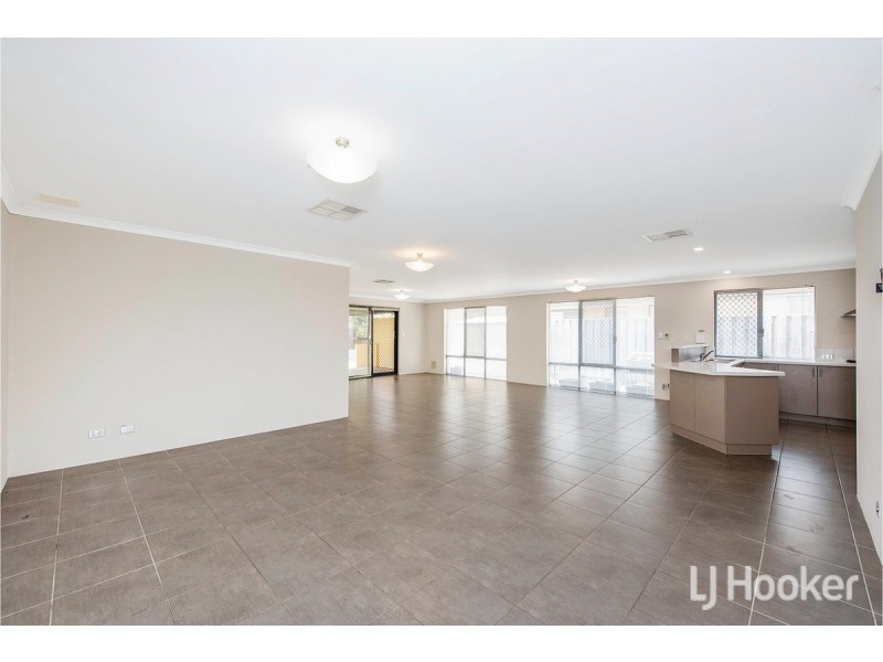 23 Karon Vista, Halls Head WA 6210