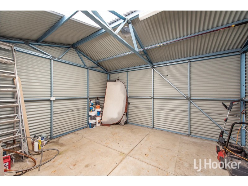 23 Karon Vista, Halls Head WA 6210