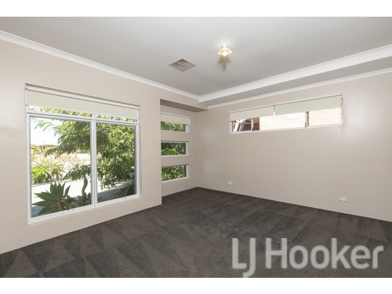 40 Fairway Crescent, Meadow Springs WA 6210