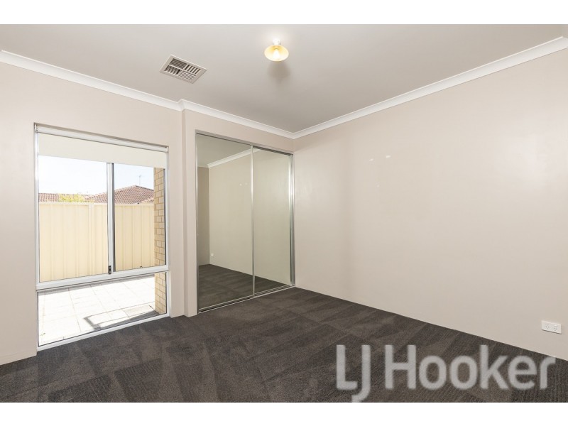 40 Fairway Crescent, Meadow Springs WA 6210