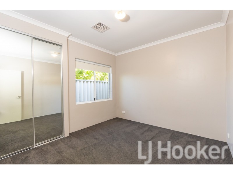 40 Fairway Crescent, Meadow Springs WA 6210