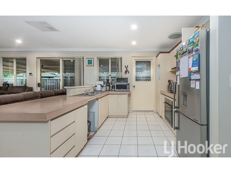 5 Grampian Court, Cooloongup WA 6168