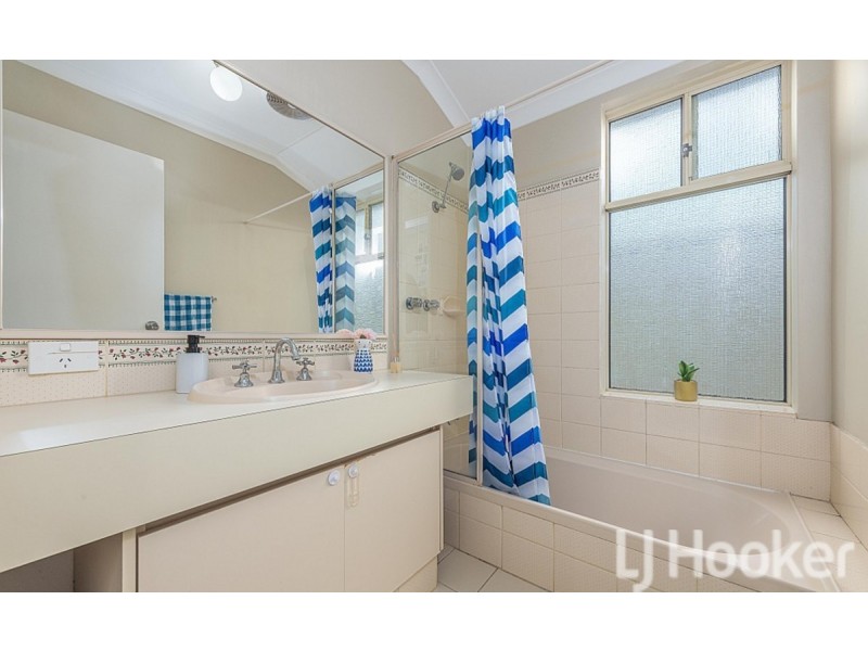 5 Grampian Court, Cooloongup WA 6168