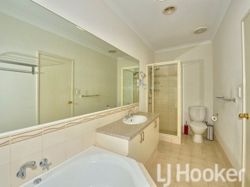 51 Quandong Parkway, Halls Head WA 6210