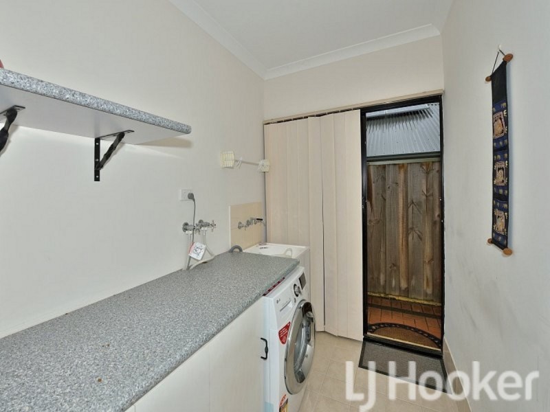 51 Quandong Parkway, Halls Head WA 6210