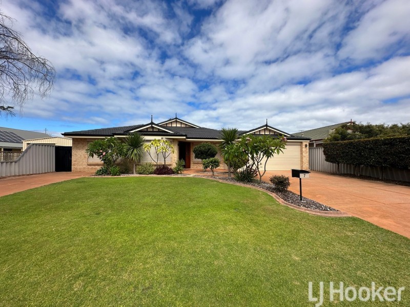 7 Paperbark Mews, Warnbro WA 6169