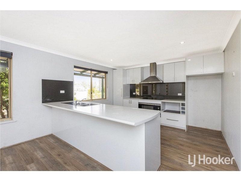 5 Camarri Way, South Yunderup WA 6208
