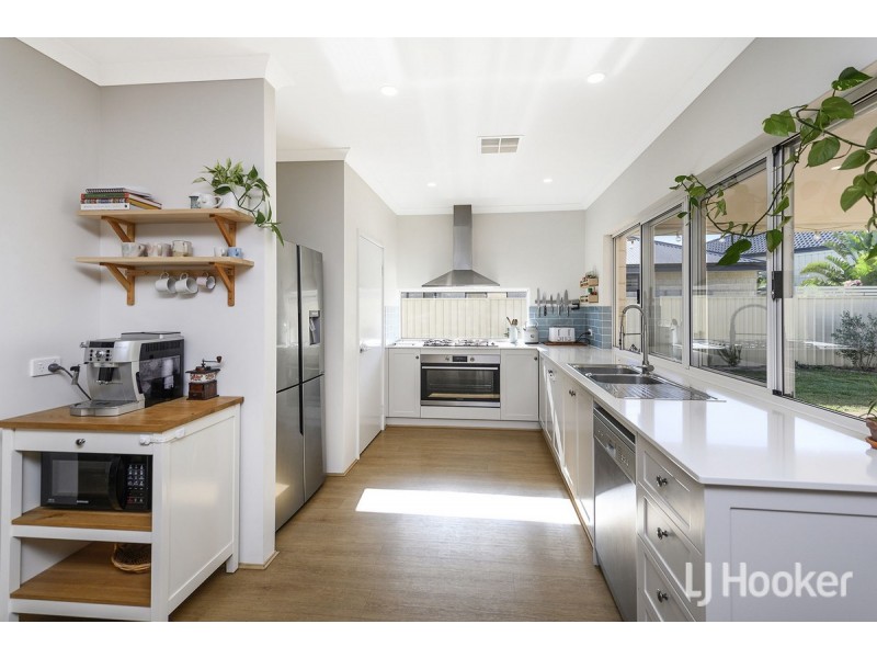 48 Balladonia Parade, Dawesville WA 6211