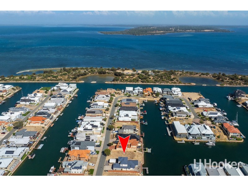 64 Sandpiper Island Retreat, Wannanup WA 6210