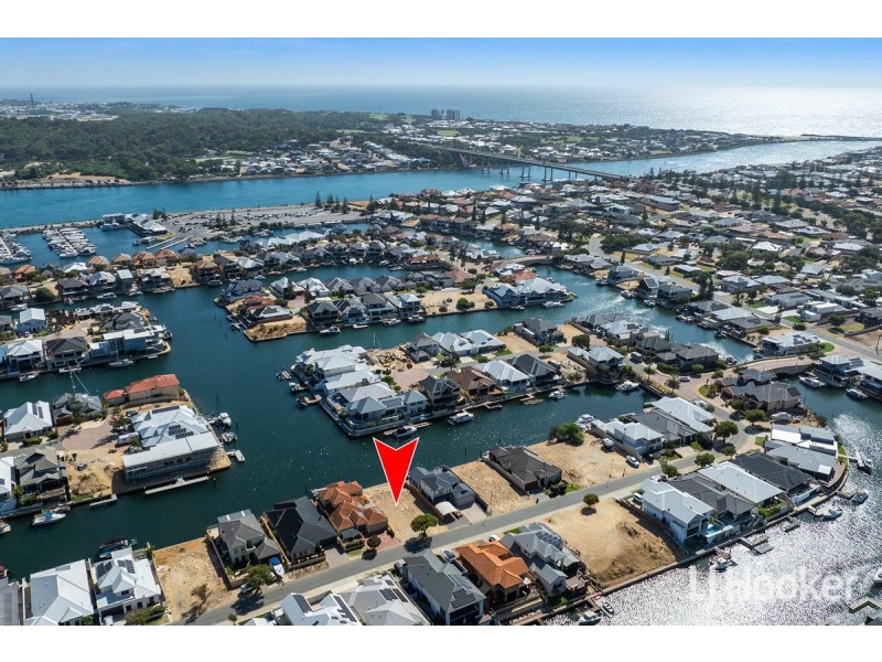 64 Sandpiper Island Retreat, Wannanup WA 6210