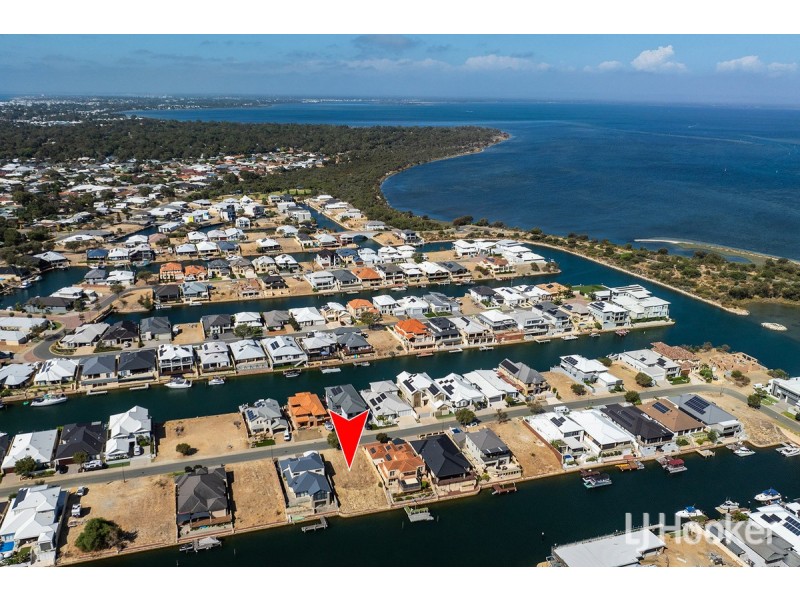 64 Sandpiper Island Retreat, Wannanup WA 6210