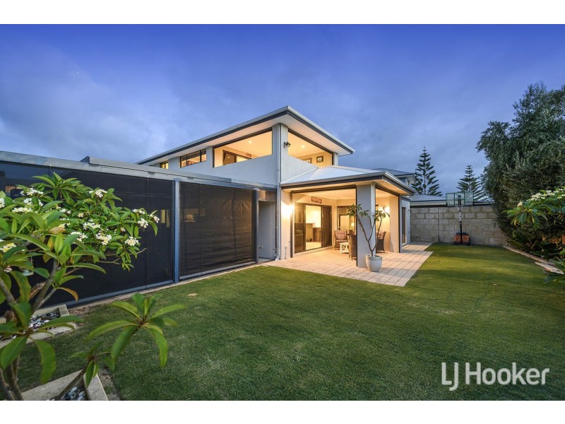 17 Endeavour Circle, Wannanup WA 6210