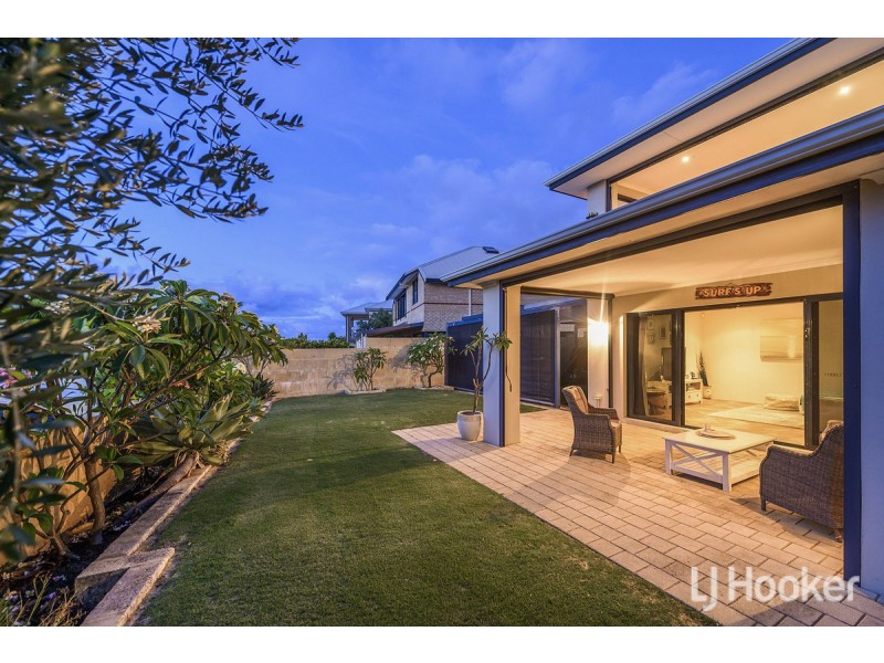 17 Endeavour Circle, Wannanup WA 6210