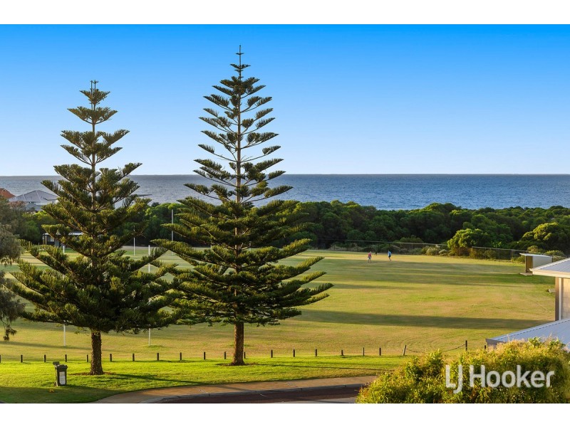 17 Endeavour Circle, Wannanup WA 6210