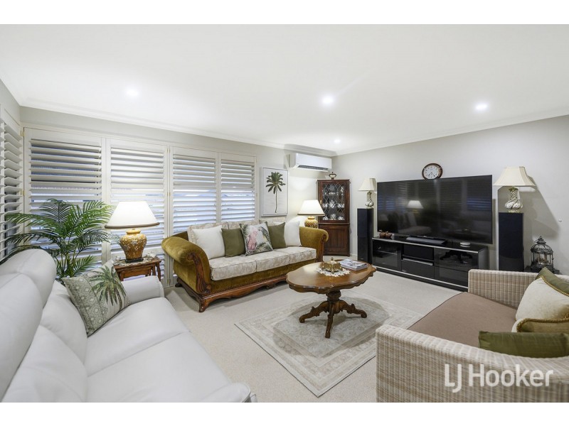 84 Alexis Circle, Wannanup WA 6210