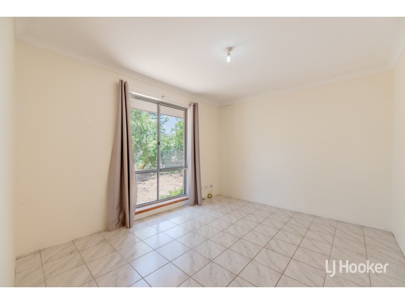 16 Karunjie Road, Golden Bay WA 6174