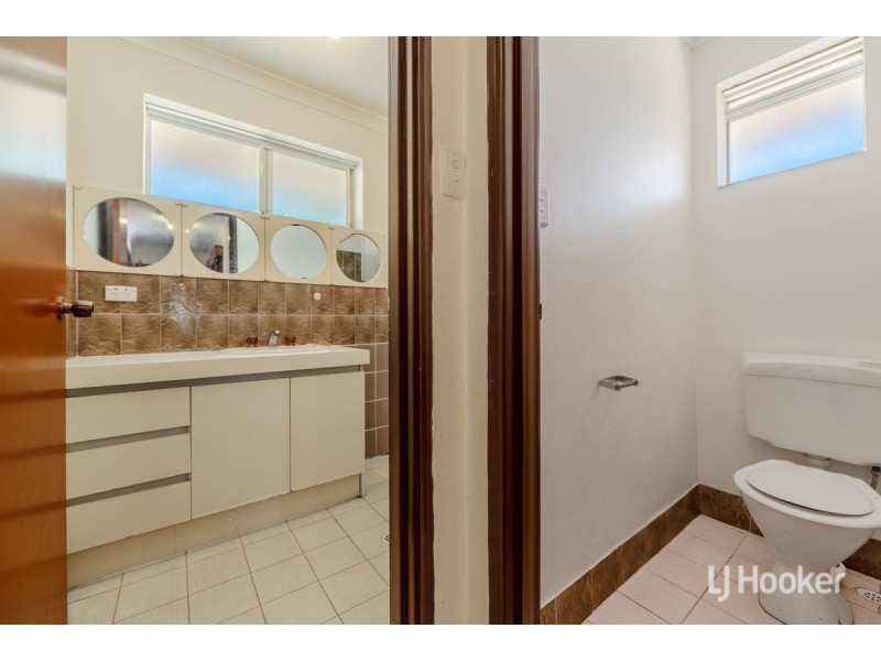 16 Karunjie Road, Golden Bay WA 6174