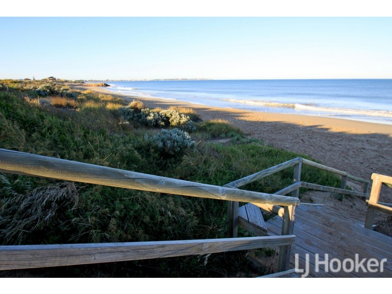 40 Huntington Street, Madora Bay WA 6210