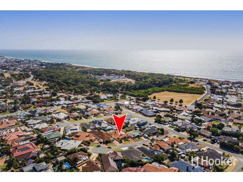 3 Albatross Close, Halls Head WA 6210