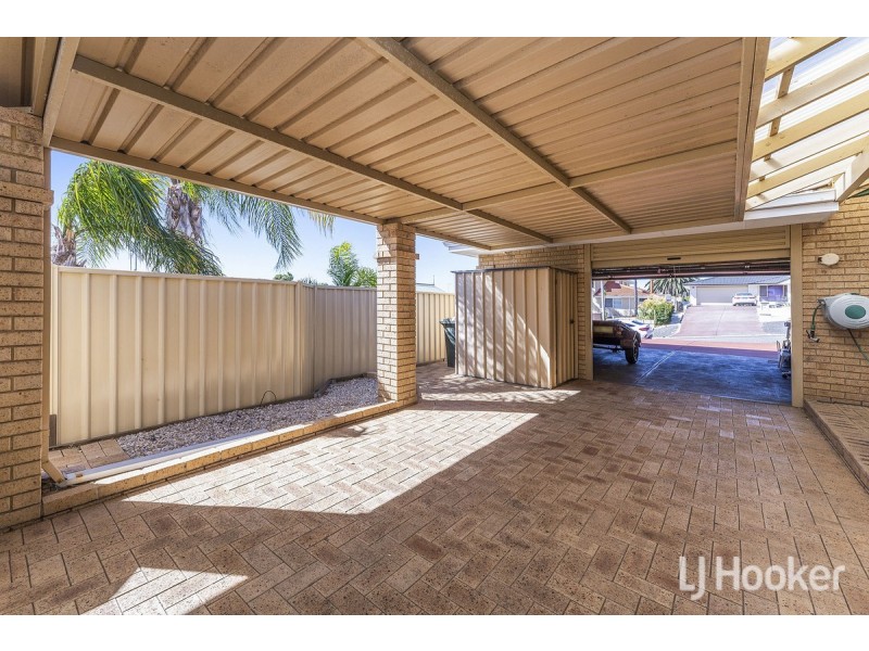 3 Albatross Close, Halls Head WA 6210