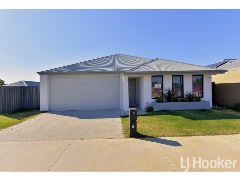 11 Lockhart Street, Coodanup WA 6210