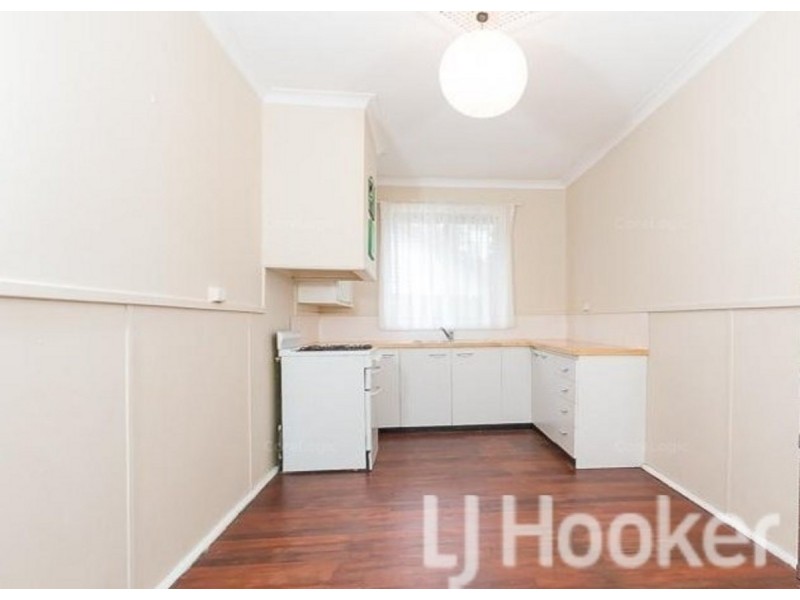 10 Camp Road, Pinjarra WA 6208