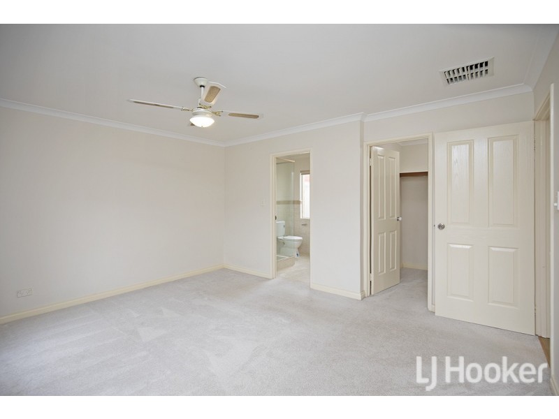 2 Ortona Crescent, Secret Harbour WA 6173