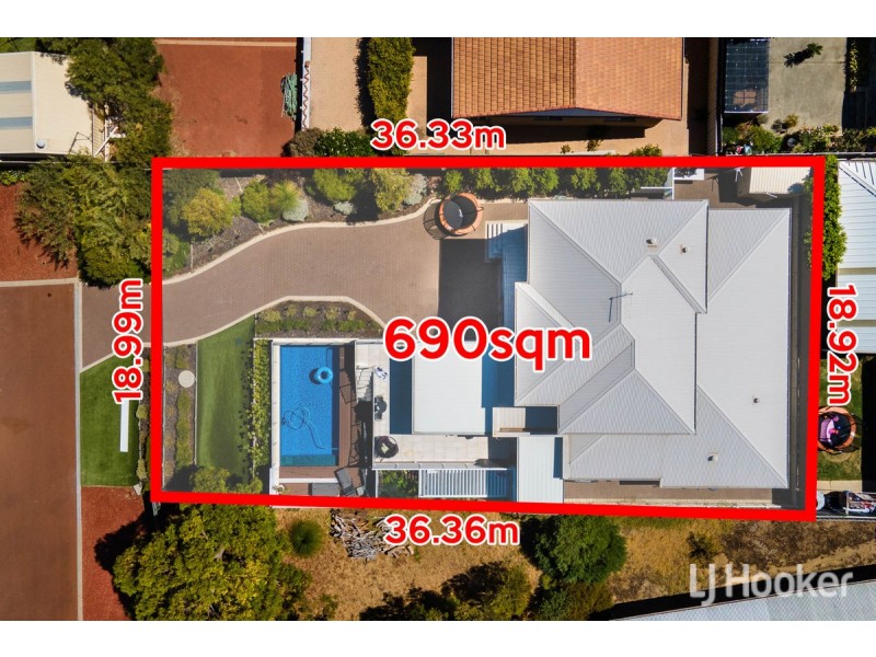 2/4 Maywood Way, Wannanup WA 6210