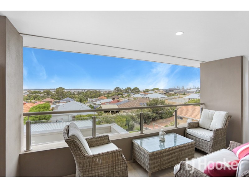 2/4 Maywood Way, Wannanup WA 6210