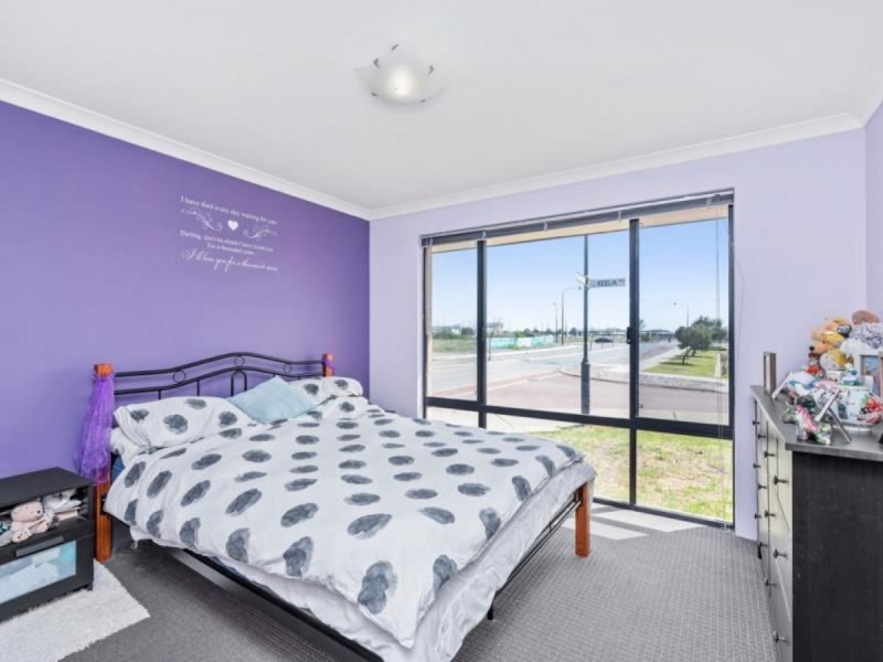 2 Keelia Vale, Lakelands WA 6180