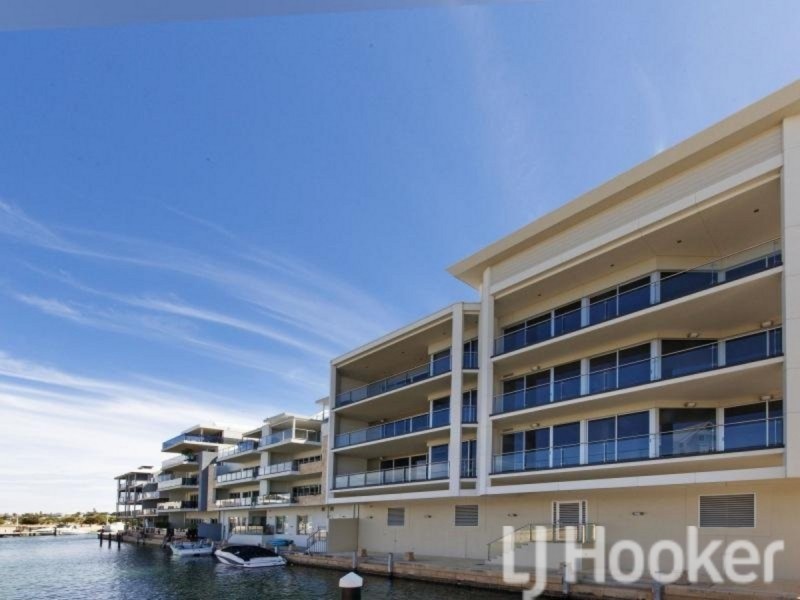 3/3 Veneto Lane, Mandurah WA 6210