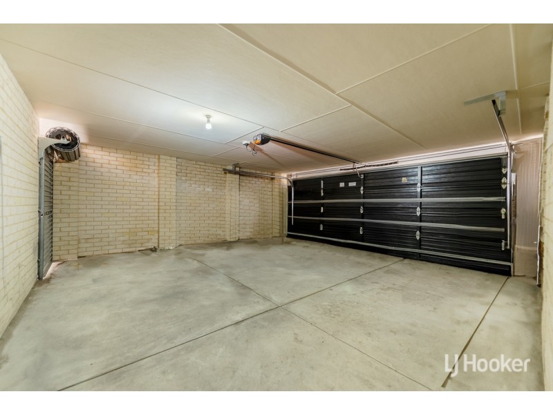 22 Longmeadow Vista, Meadow Springs WA 6210