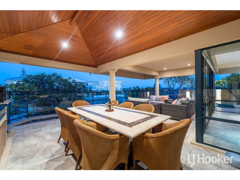 25 Sandpiper Island Retreat, Wannanup WA 6210