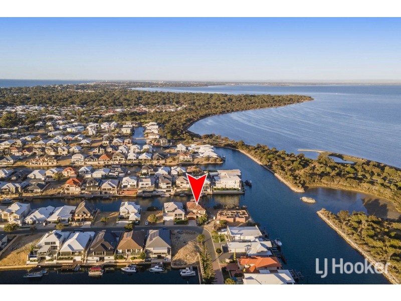 25 Sandpiper Island Retreat, Wannanup WA 6210