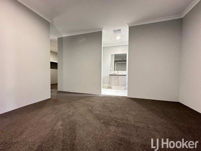 13 Sonoma Way, Madora Bay WA 6210
