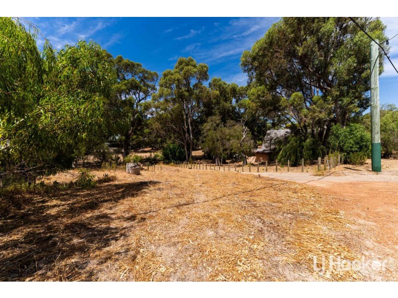 14 Lakeside Terrace, Preston Beach WA 6215
