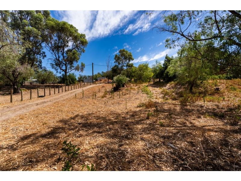 14 Lakeside Terrace, Preston Beach WA 6215