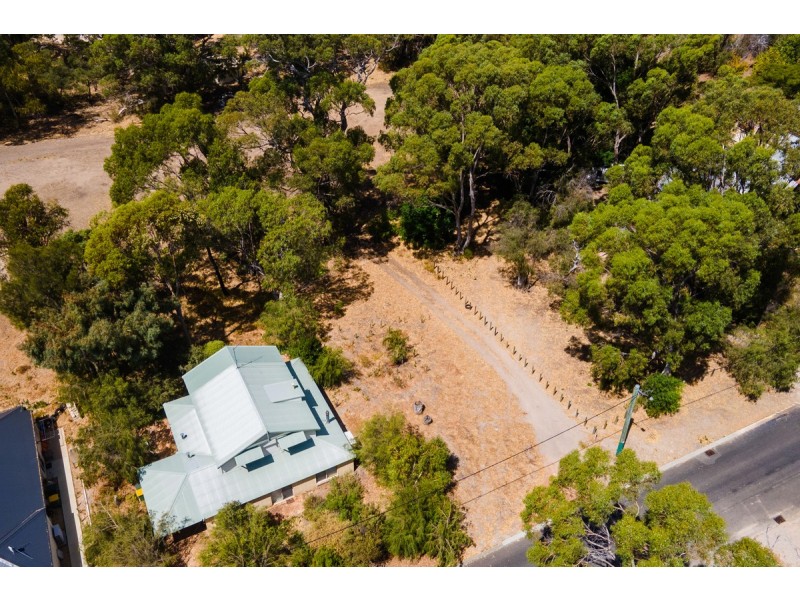 14 Lakeside Terrace, Preston Beach WA 6215