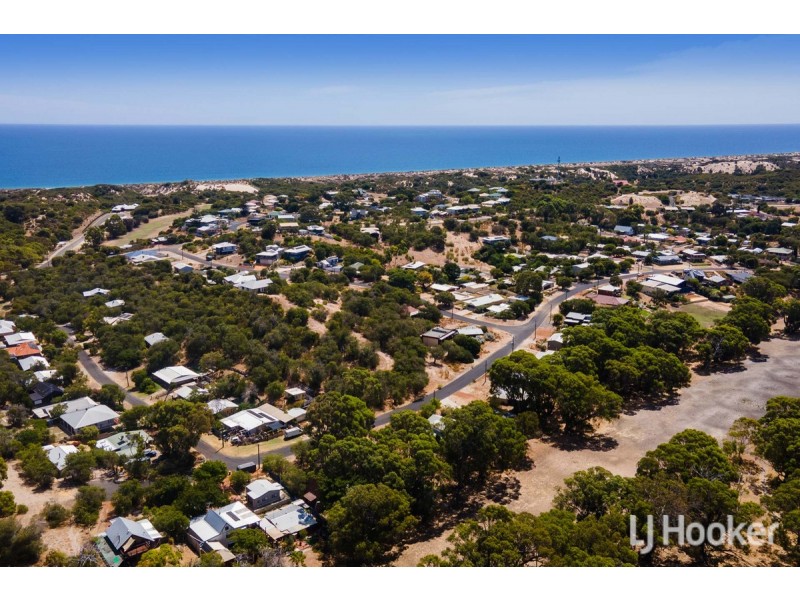 14 Lakeside Terrace, Preston Beach WA 6215