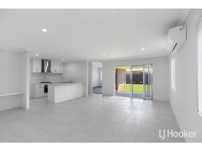 17 Asbury Road, Madora Bay WA 6210