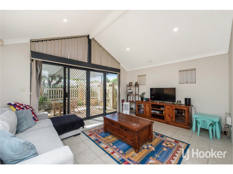 2/71 Gibson Street, Mandurah WA 6210
