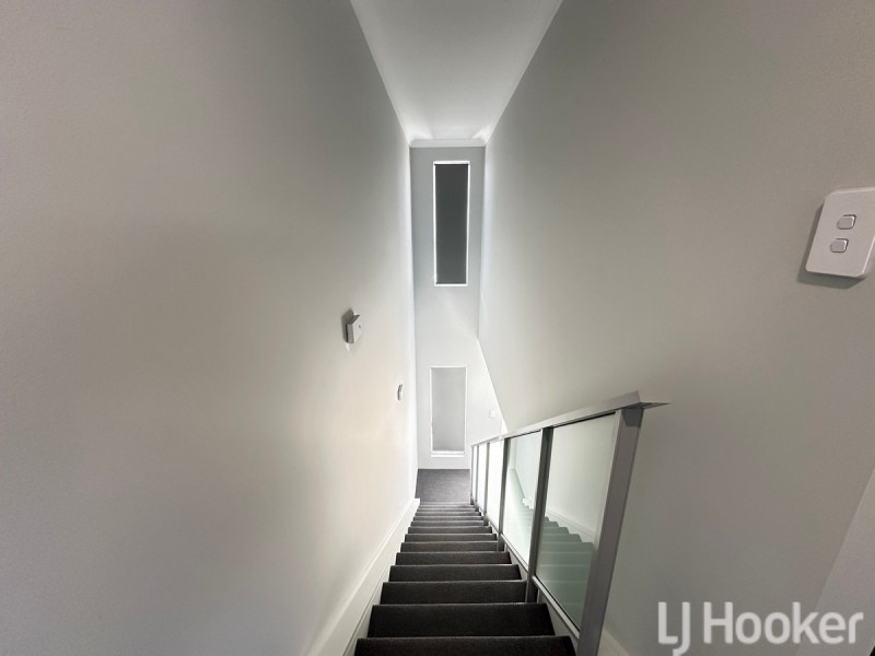 6 Boat Way, Golden Bay WA 6174