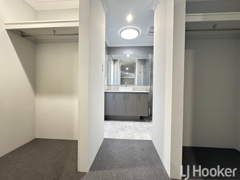 6 Boat Way, Golden Bay WA 6174