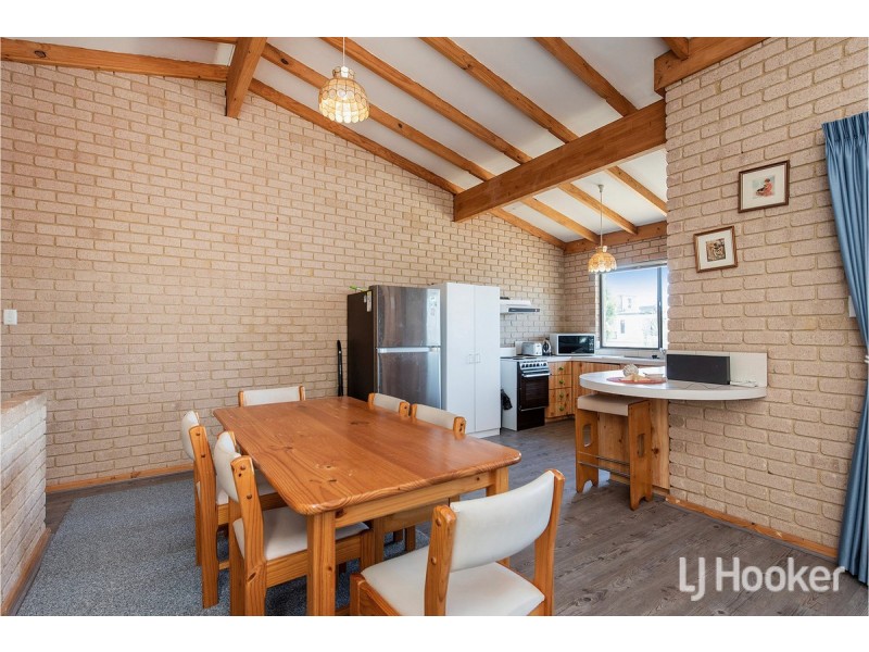 2/8 Eone Street, Falcon WA 6210