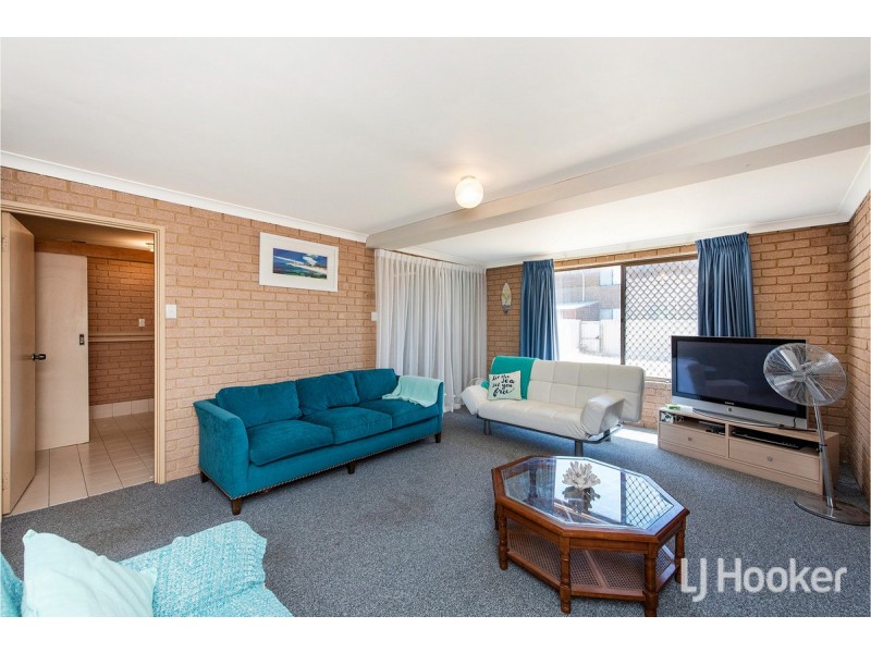 2/8 Eone Street, Falcon WA 6210