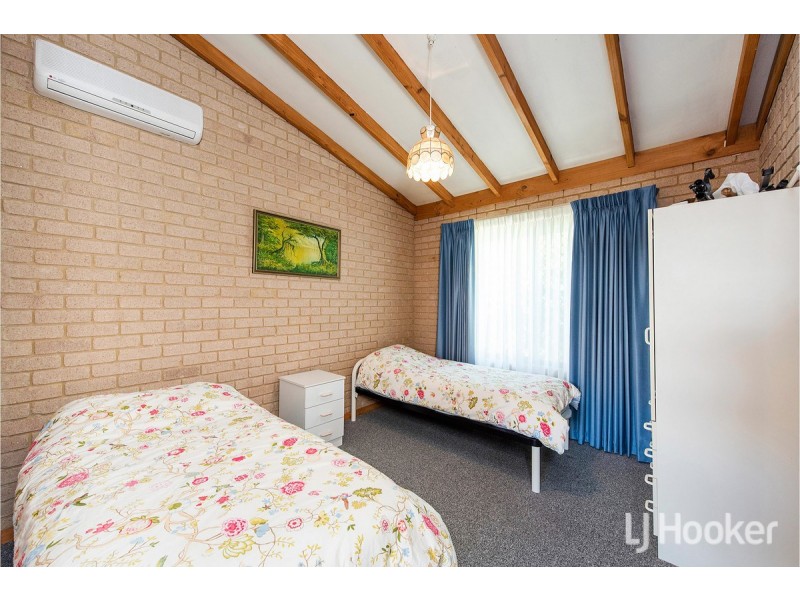 2/8 Eone Street, Falcon WA 6210