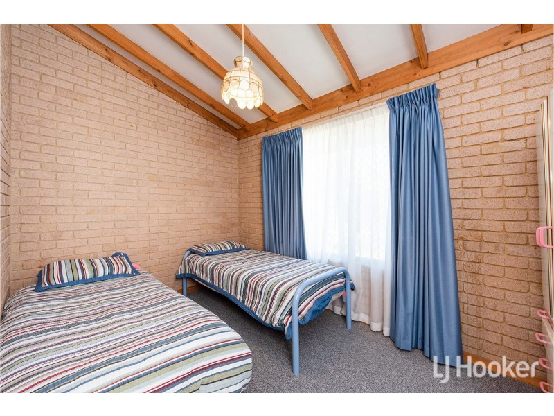 2/8 Eone Street, Falcon WA 6210