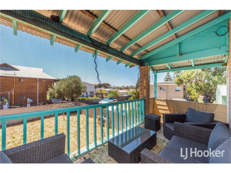 2/8 Eone Street, Falcon WA 6210