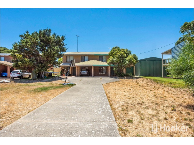 2/8 Eone Street, Falcon WA 6210